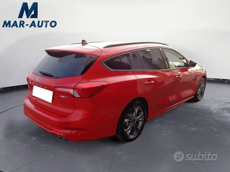 Ford Focus 2021 photo 3