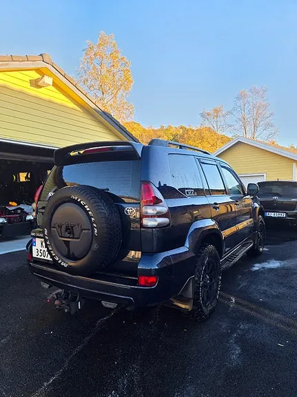 Toyota Land Cruiser 2004 photo 4