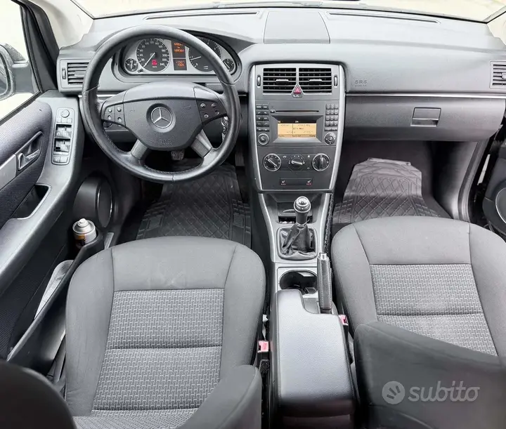 Mercedes-Benz B170 2009 photo 5