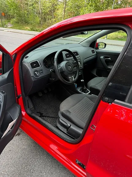 Volkswagen Polo 2012 photo 4