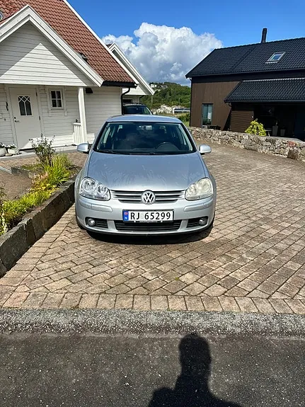 Volkswagen Golf V