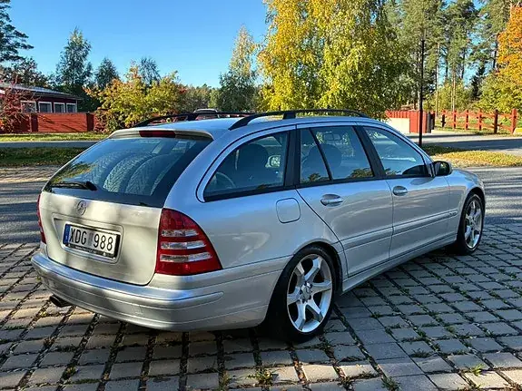 Mercedes-Benz C180 2006 photo 4