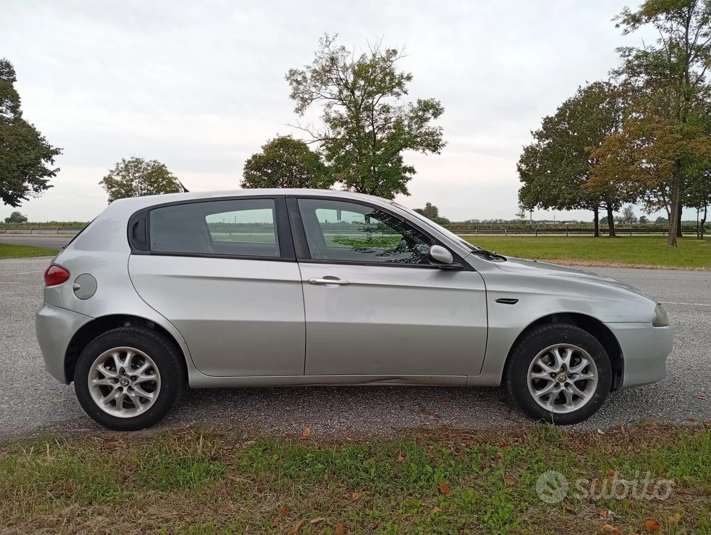 Alfa Romeo 147 2005 photo 3