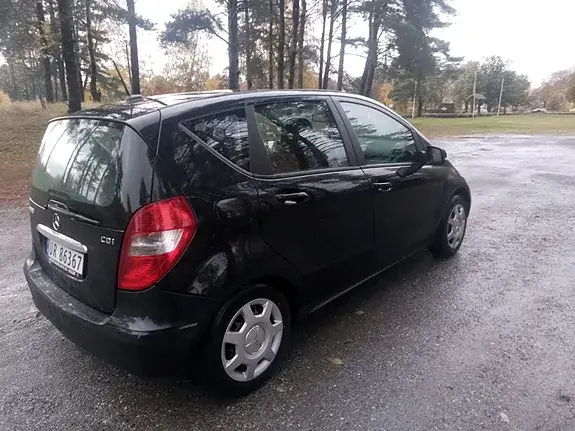 Mercedes-Benz A 160 2012 photo 5