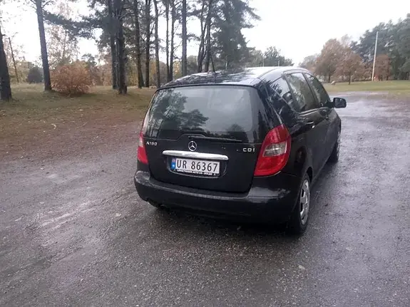 Mercedes-Benz A 160 2012 photo 4