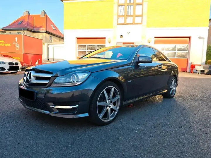 Mercedes-Benz C 250