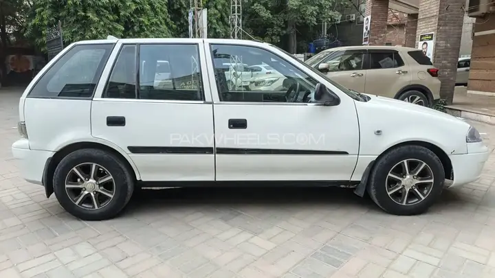 Suzuki Cultus