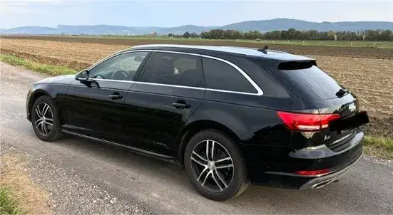 Audi A4 Avant 2019 photo 2