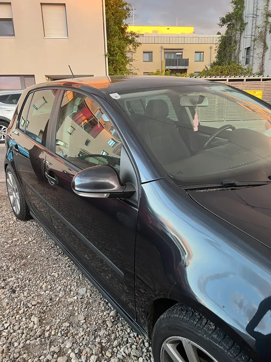Volkswagen Golf 2006 photo 2