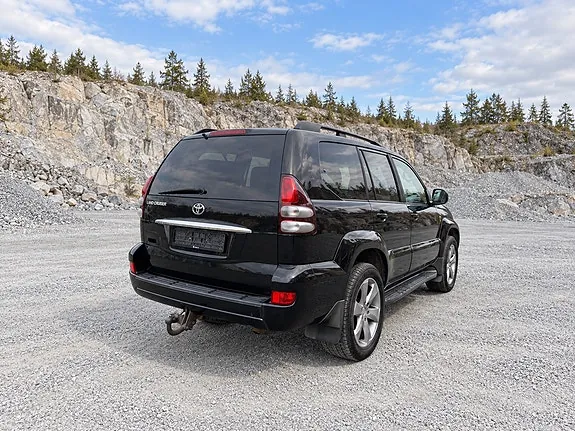 Toyota Land Cruiser 2008 photo 5