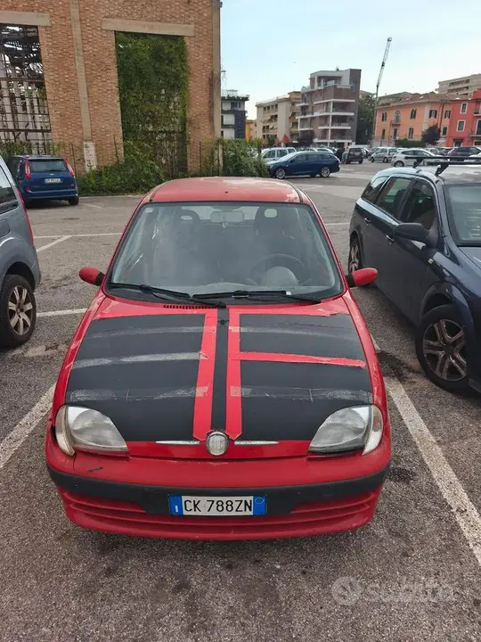 Fiat Seicento 2004 photo 2