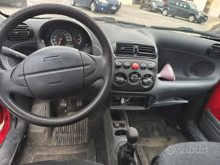 Fiat Seicento 2004 photo 4