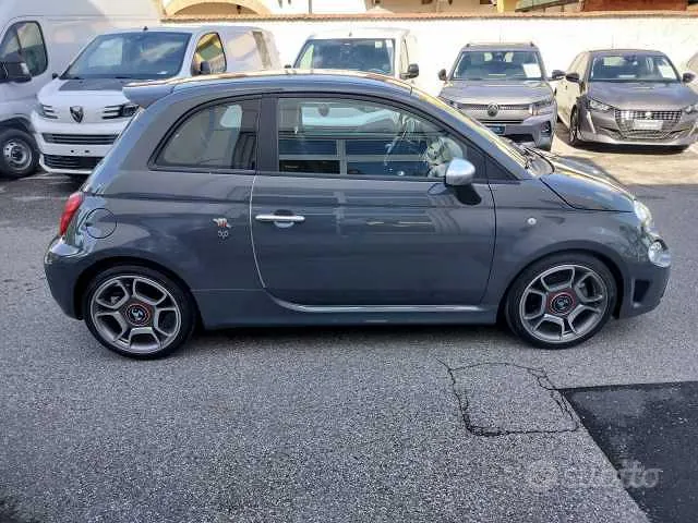 Abarth 595 2021 photo 2