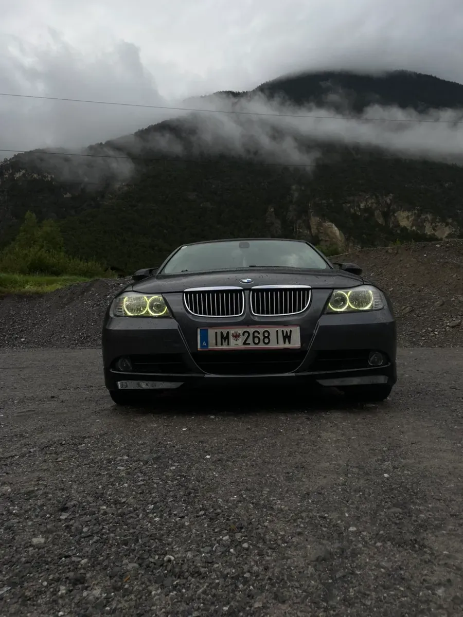 BMW 3 Series 2007 photo 2