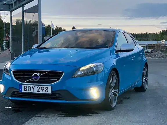 Volvo V40 2014 photo 2