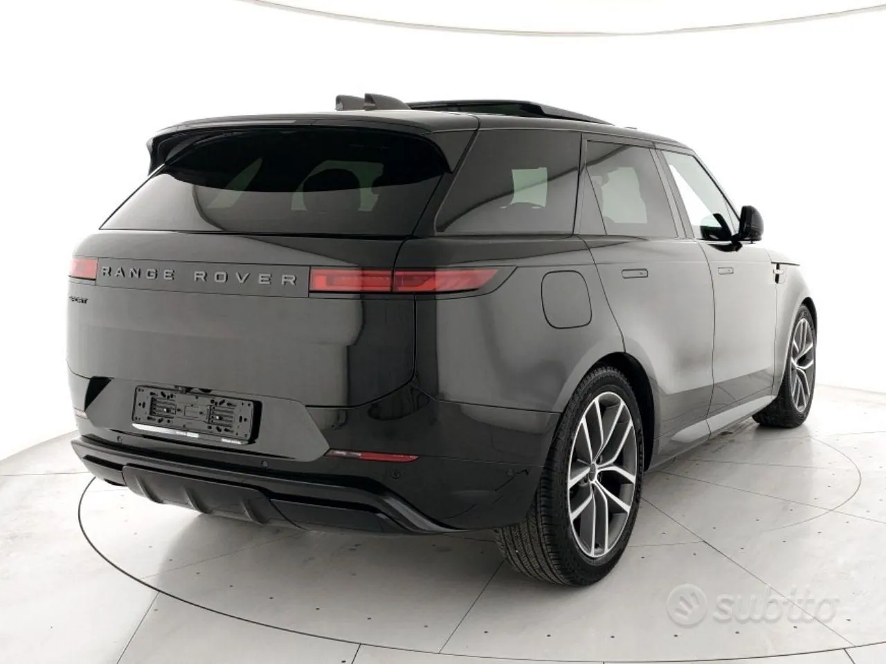 Land Rover Range Rover Sport 2026 photo 3