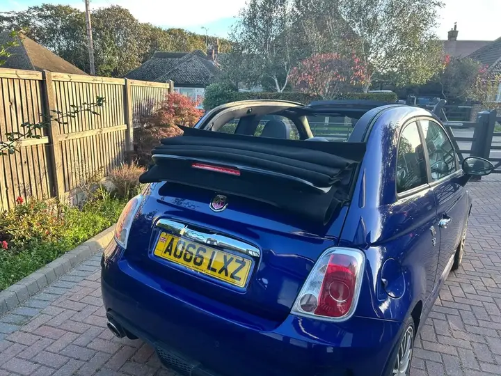 Abarth 595C 2016 photo 3