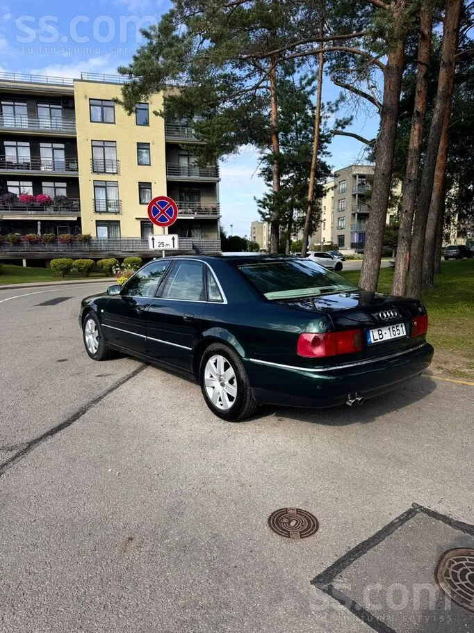 Audi A8