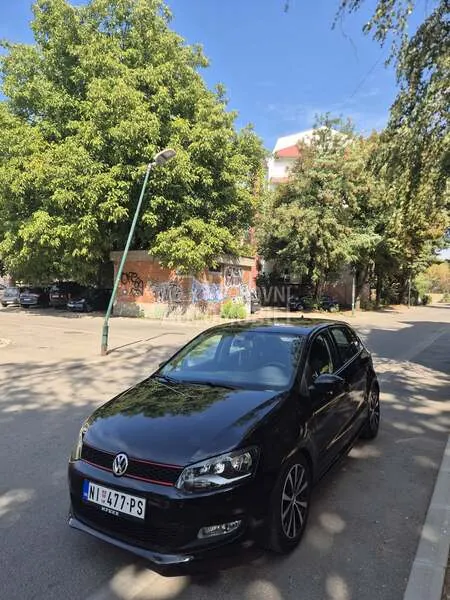 Volkswagen Polo 2010 photo 3