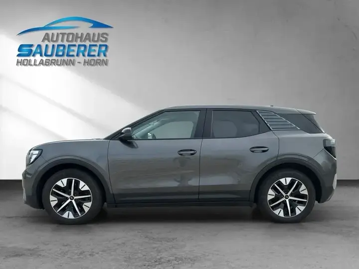 Ford Explorer 2024 photo 2