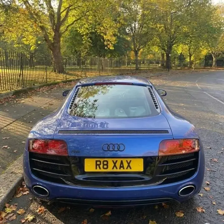 Audi R8 2009 photo 3