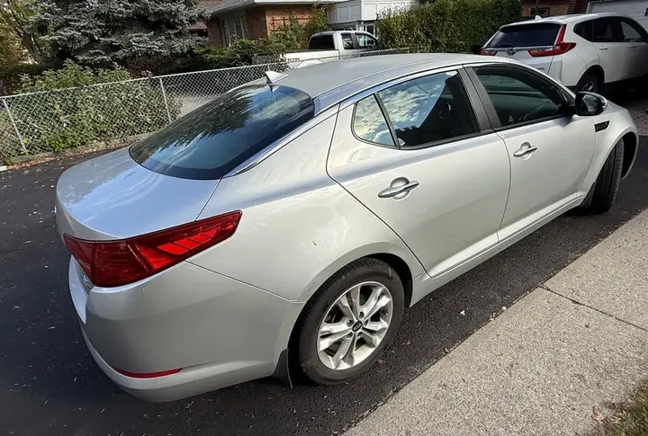 Kia Optima 2012 photo 4