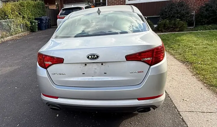 Kia Optima 2012 photo 3