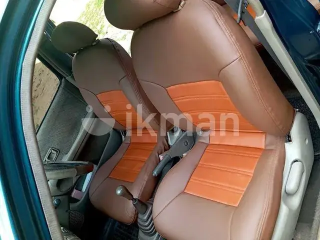 Nissan March 1997 photo 4