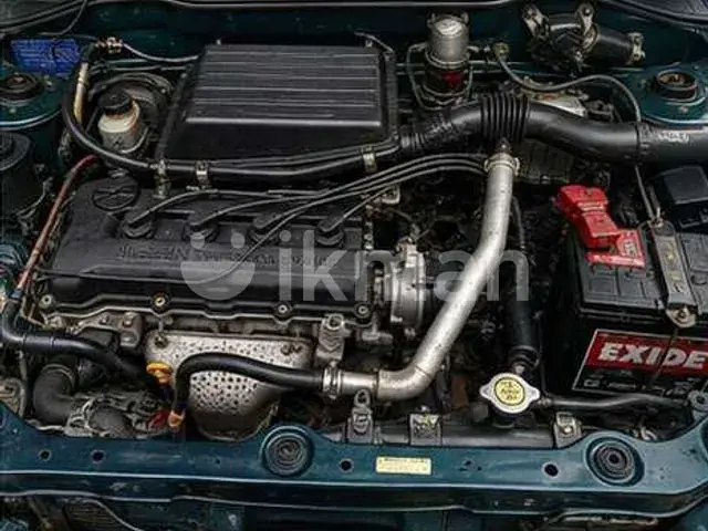 Nissan March 1997 photo 5
