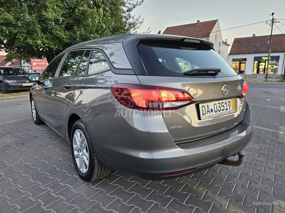 Opel Astra K