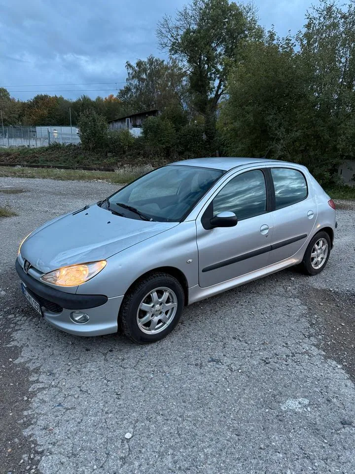 Peugeot 206