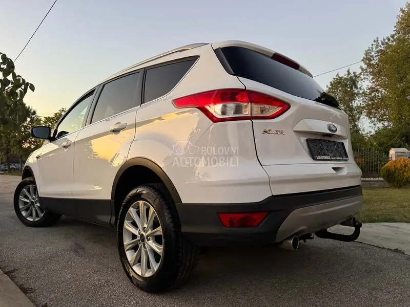 Ford Kuga 2015 photo 3