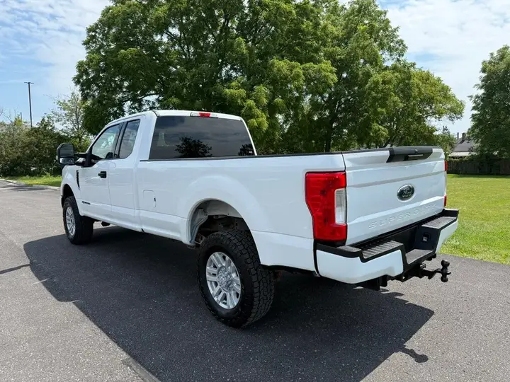 Ford F350 2017 photo 3