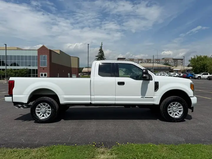 Ford F350 2017 photo 4