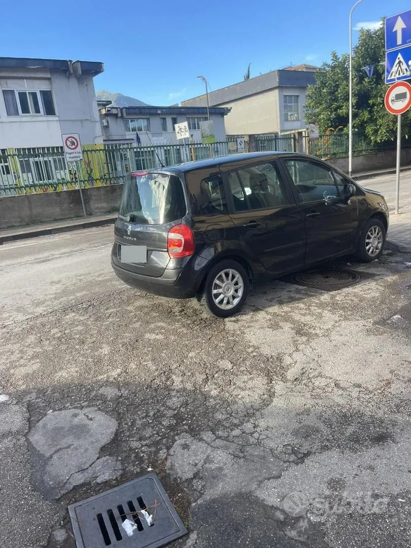 Renault Modus 2008 photo 2