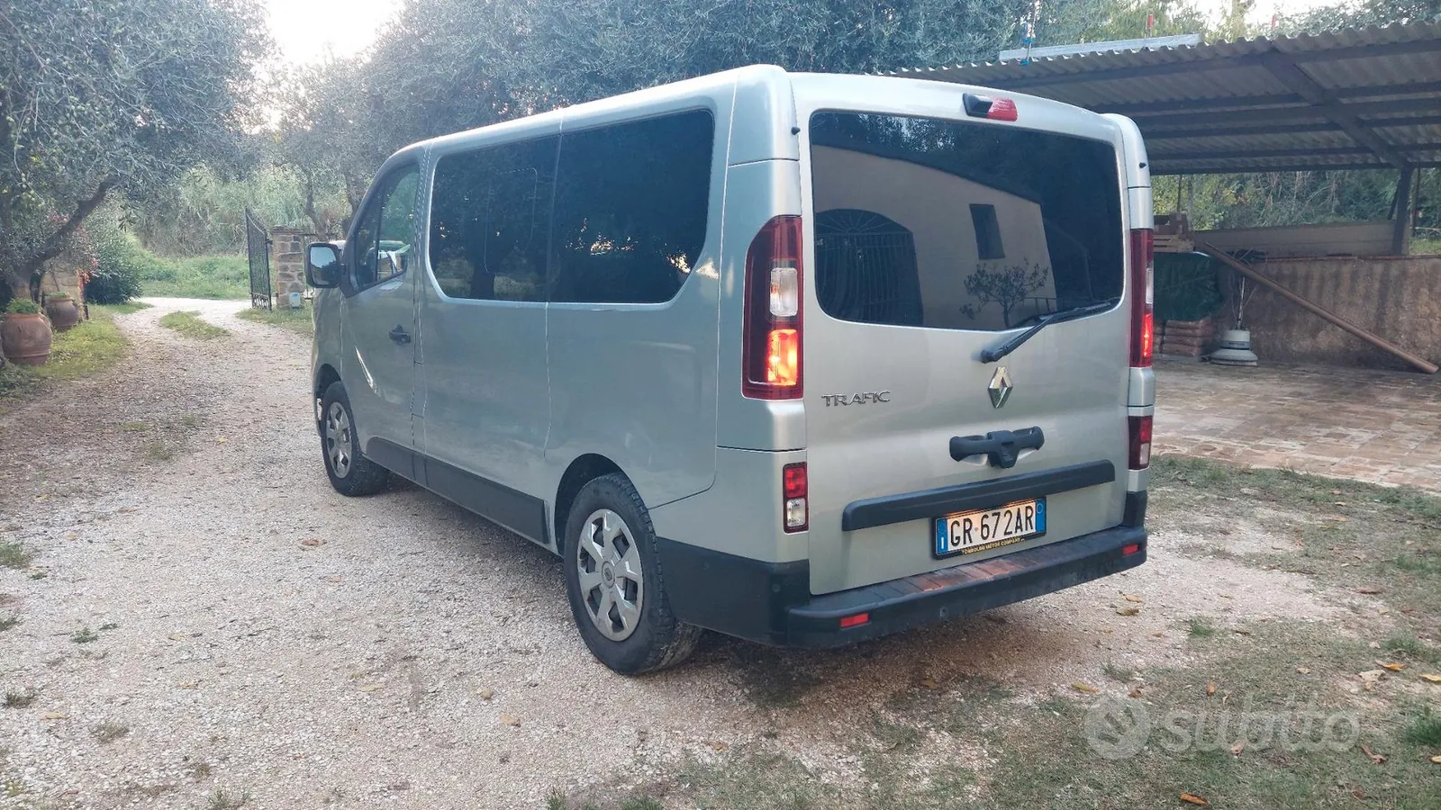 Renault Traffic 2023 photo 4