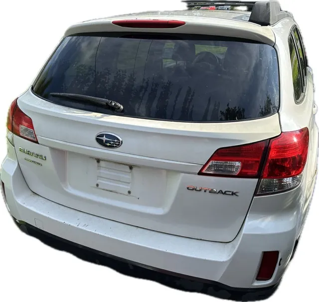 Subaru Outback 2010 photo 4