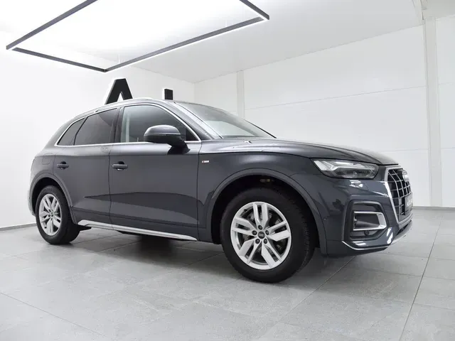 Audi Q5 2022 photo 4