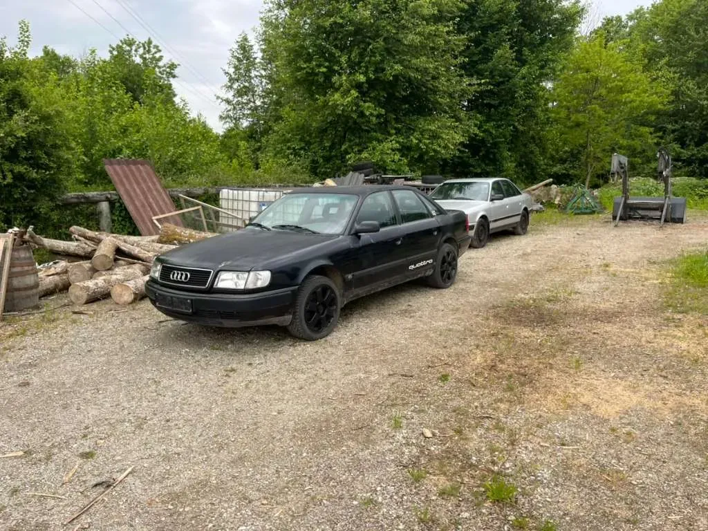 Audi 100