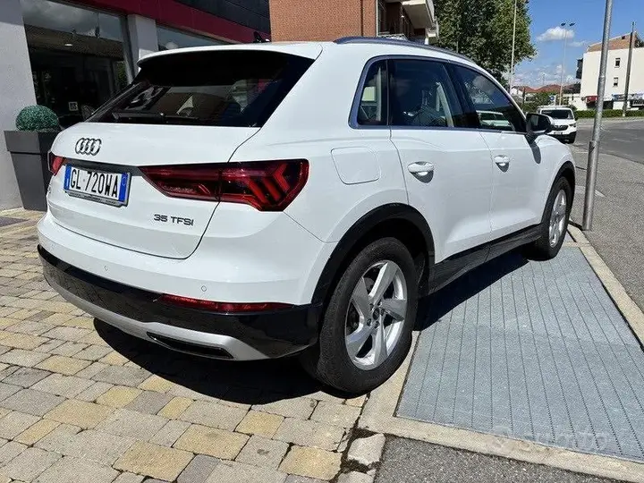Audi Q3 2022 photo 5