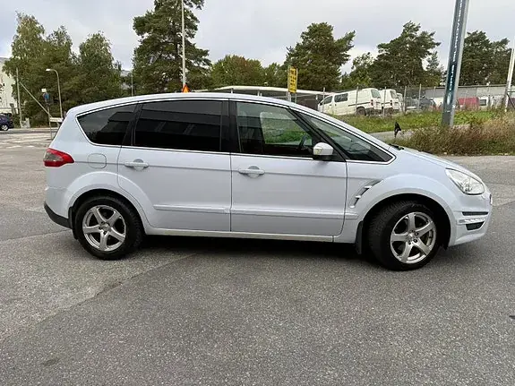 Ford S-Max 2010 photo 3