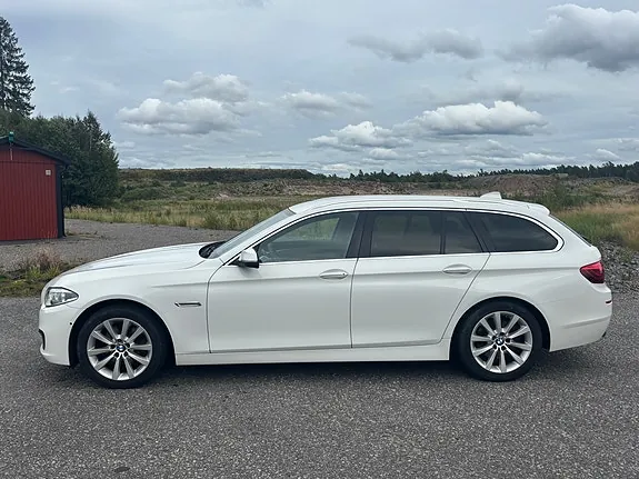 BMW 520D 2015 photo 2