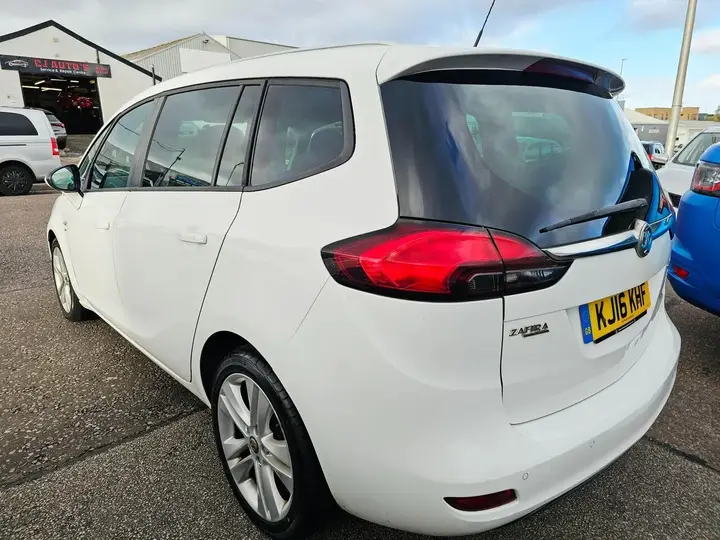 Vauxhall Zafira 2016 photo 3