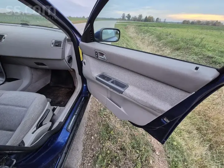 Volvo S40 2006 photo 5