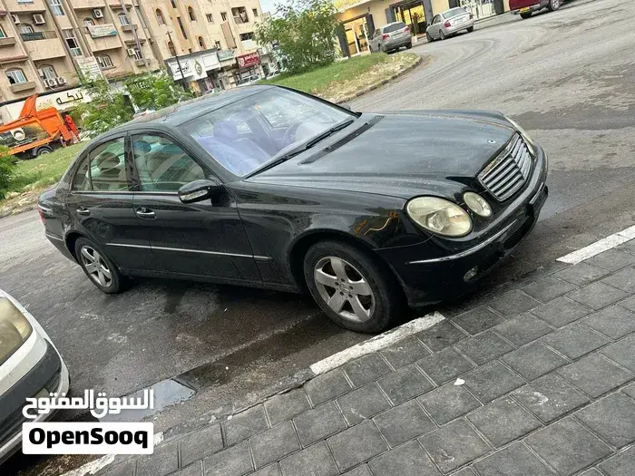 Mercedes-Benz E-Class 2008 photo 4