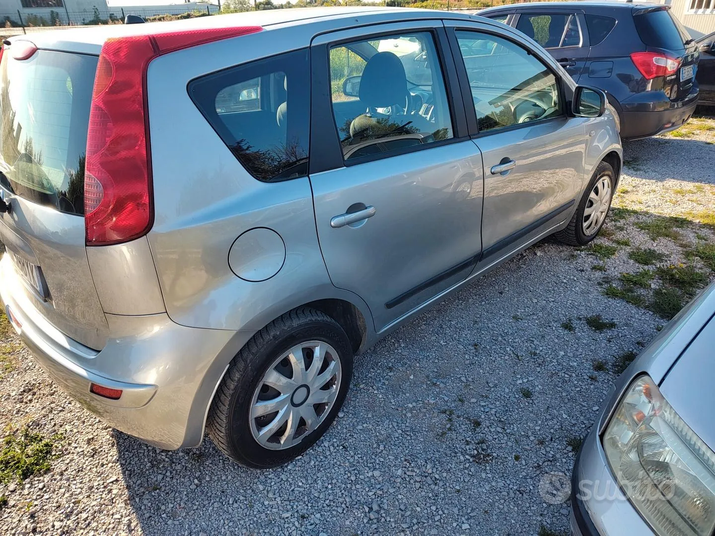 Nissan Note 2008 photo 2