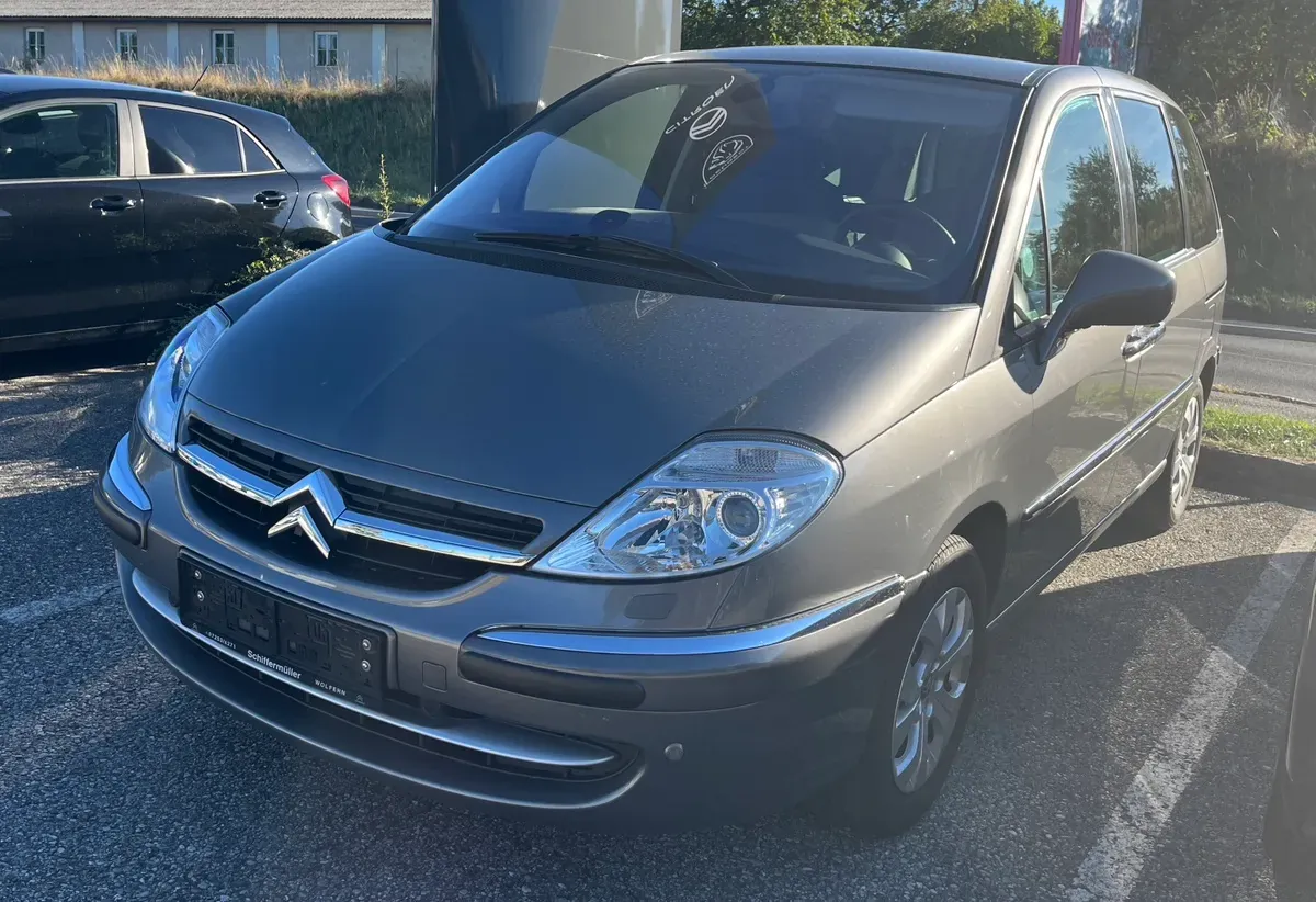 Citroen C8
