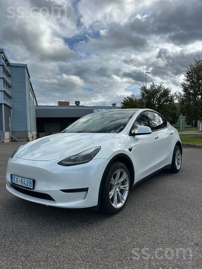 Tesla Model Y 2022 photo 4