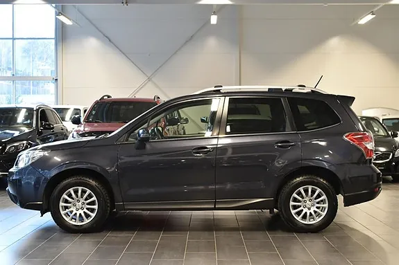 Subaru Forester 2015 photo 2