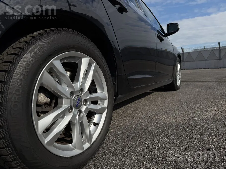 Volvo V60 2010 photo 5